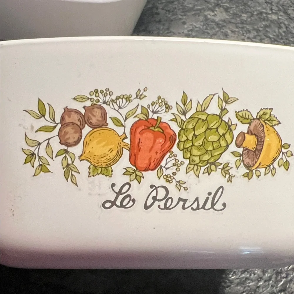 Corningware mini casserole bowls. Spice of Life. Le Persil. Exc condition